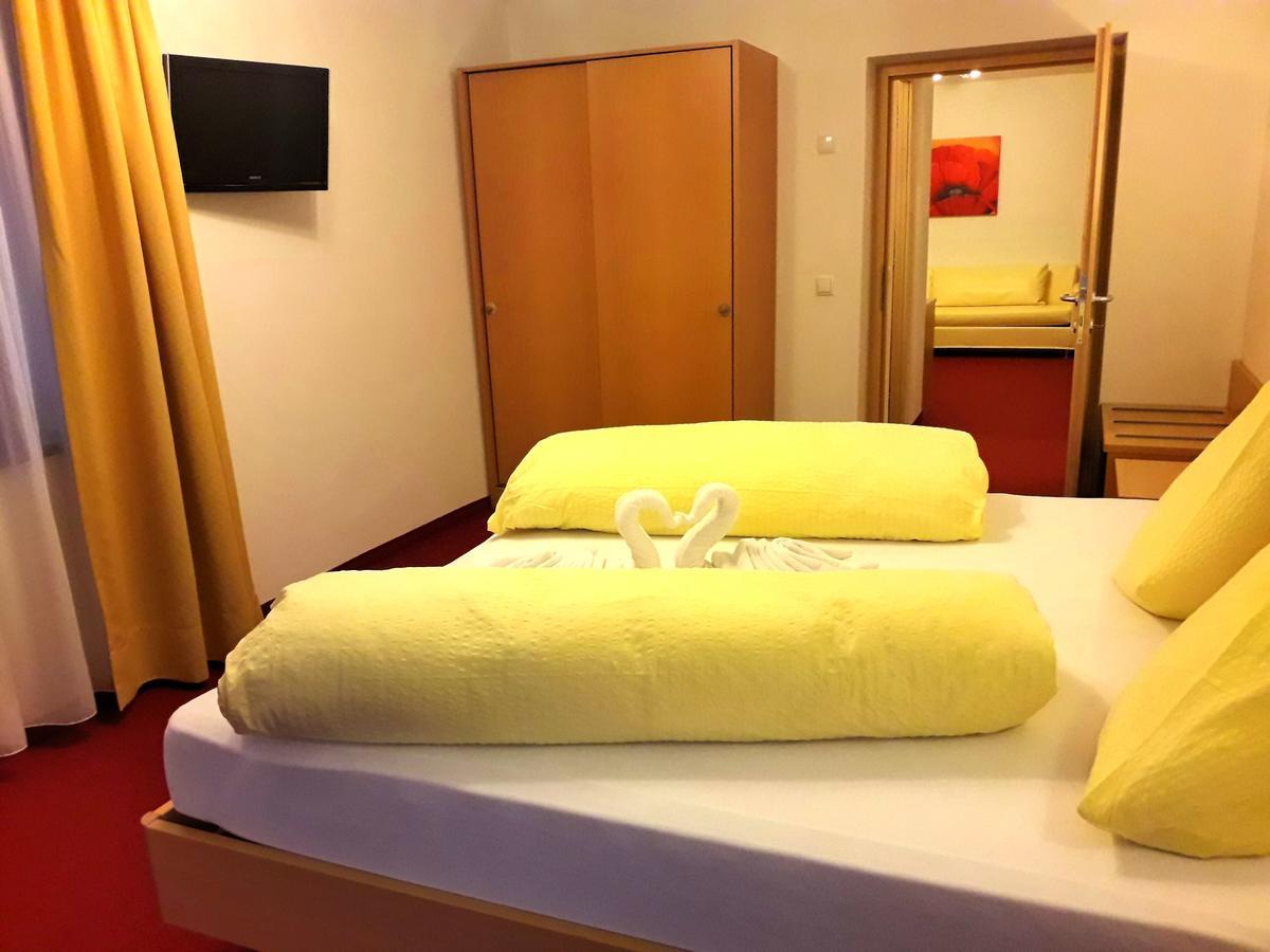 Reschnerhof Bed and Breakfast Resia Εξωτερικό φωτογραφία